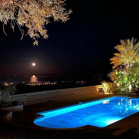 D'exception Vue Piscine Jacuzzi U Appartement *