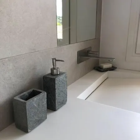 D'exception Vue Piscine Jacuzzi U Appartement *