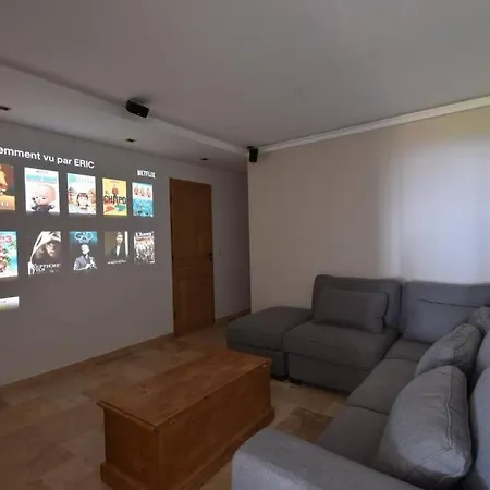 Appartement D'exception Vue Piscine Jacuzzi U *